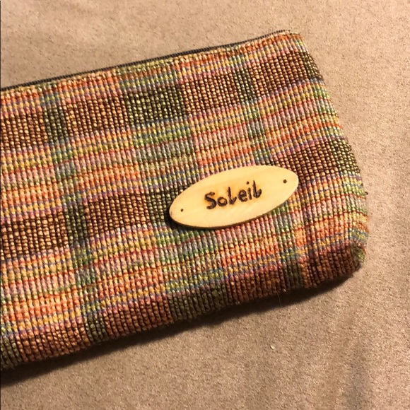 🍀 4 for $15! Cute little bag. - Picture 2 of 6